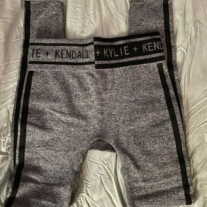 Kendal & Kylie leggings